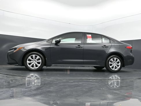 Used 2026 Toyota Corolla LE FWD image 36