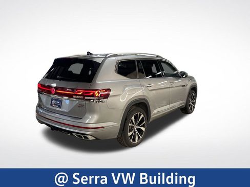 Used 2025 Volkswagen Atlas SEL Premium R-Line AWD/4WD image 5