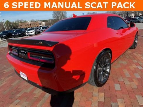 Used 2021 Dodge Challenger R/T Scat Pack w/ Shaker Package image 9