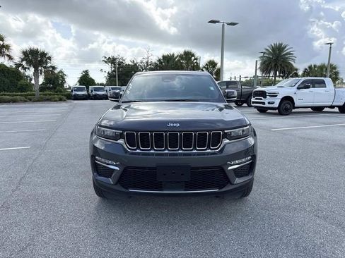 Used 2025 Jeep Grand Cherokee Limited RWD image 8