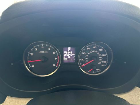 Used 2014 Subaru Crosstrek 2.0i Limited AWD/4WD image 22