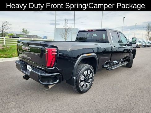 Used 2025 GMC Sierra 2500 Denali AWD/4WD image 11