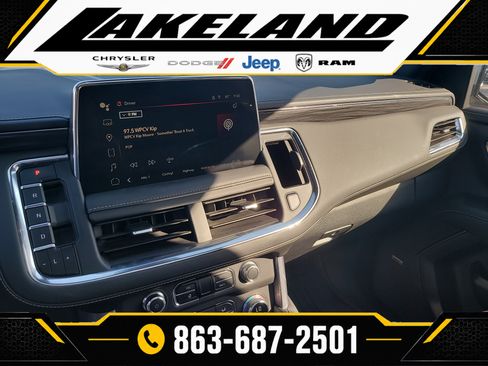 Used 2024 GMC Yukon XL SLT w/ SLT Premium Package AWD/4WD image 22