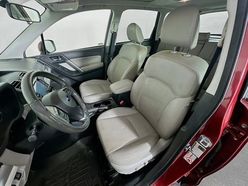 Used 2016 Subaru Forester 2.5i Touring AWD/4WD image 13