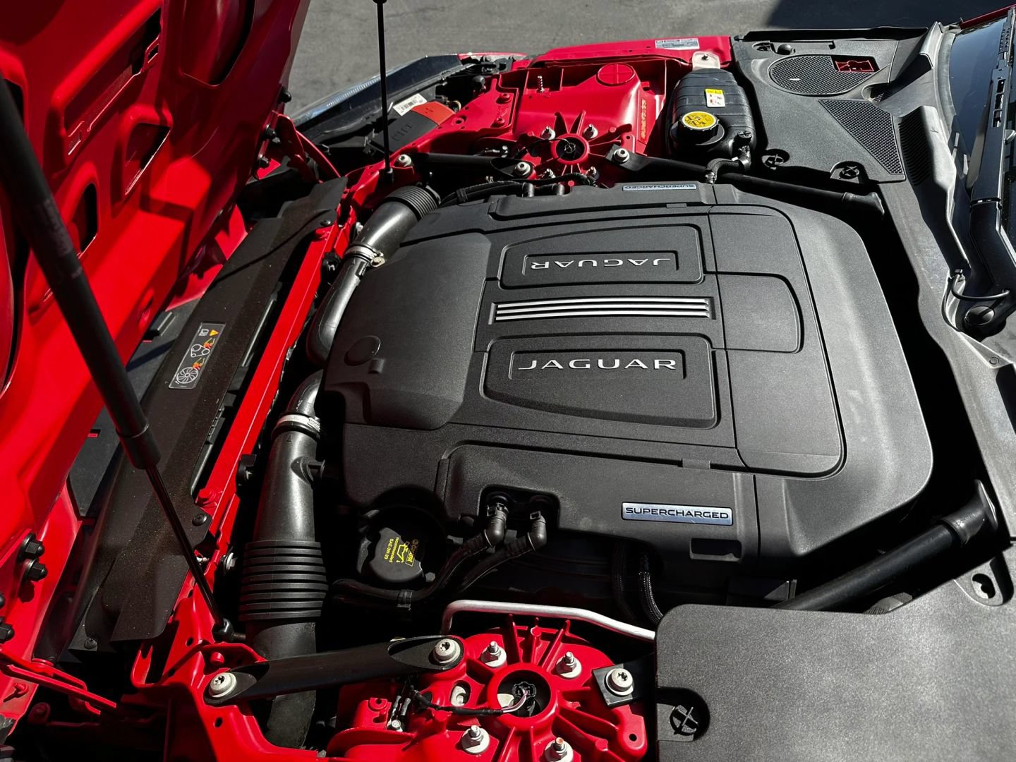 Used 2015 Jaguar F-TYPE S RWD image 27