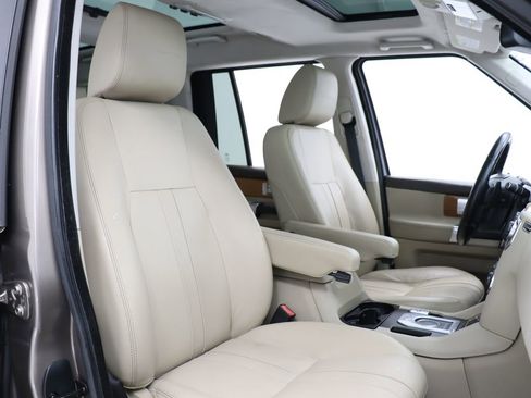 Used 2016 Land Rover LR4 HSE AWD/4WD image 30