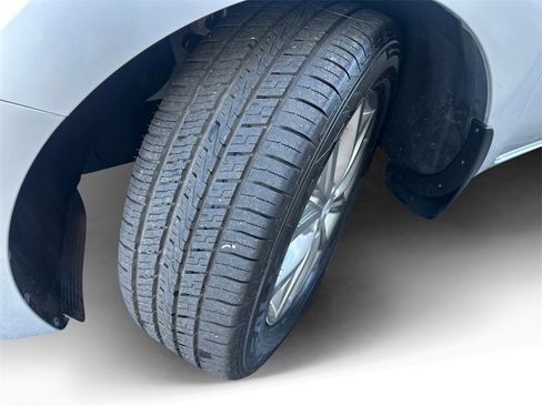 Used 2020 Kia Sedona EX image 9