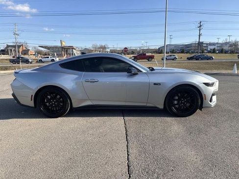 Certified 2025 Ford Mustang GT Premium image 4