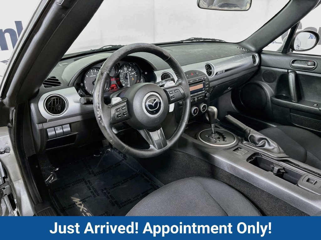 Used 2014 MAZDA MX-5 Miata Club RWD image 10