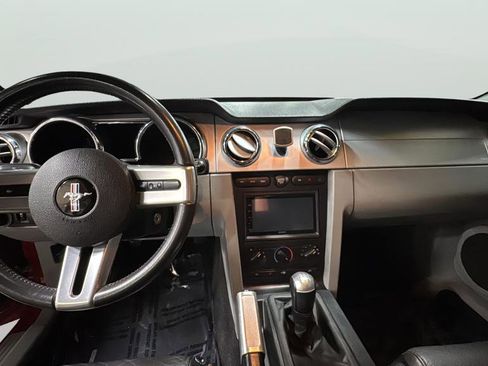 Used 2008 Ford Mustang GT Premium image 9