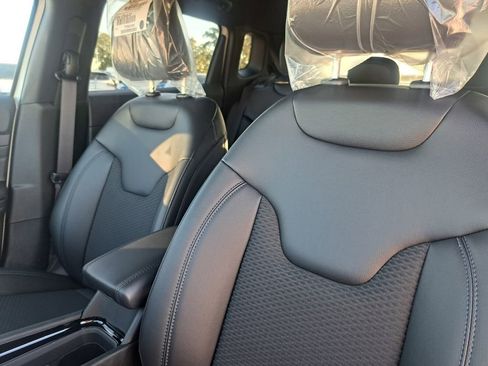 New 2026 Jeep Compass Latitude AWD/4WD image 19