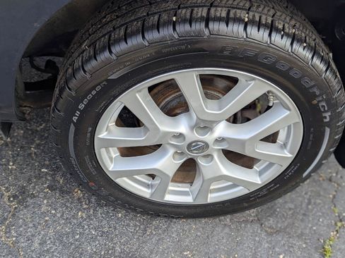 Used 2013 Nissan Rogue SL AWD/4WD image 37