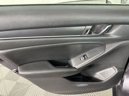 Used 2020 Honda Accord Sport image 24