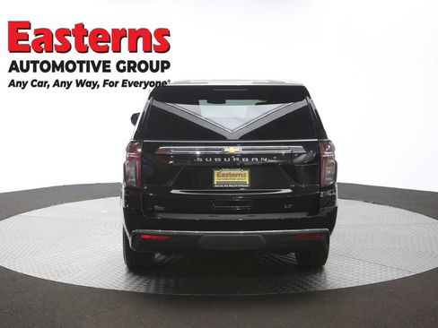 Used 2024 Chevrolet Suburban LT image 38