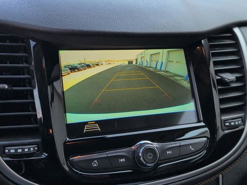 Used 2019 Chevrolet Trax LT w/ Redline Edition image 21