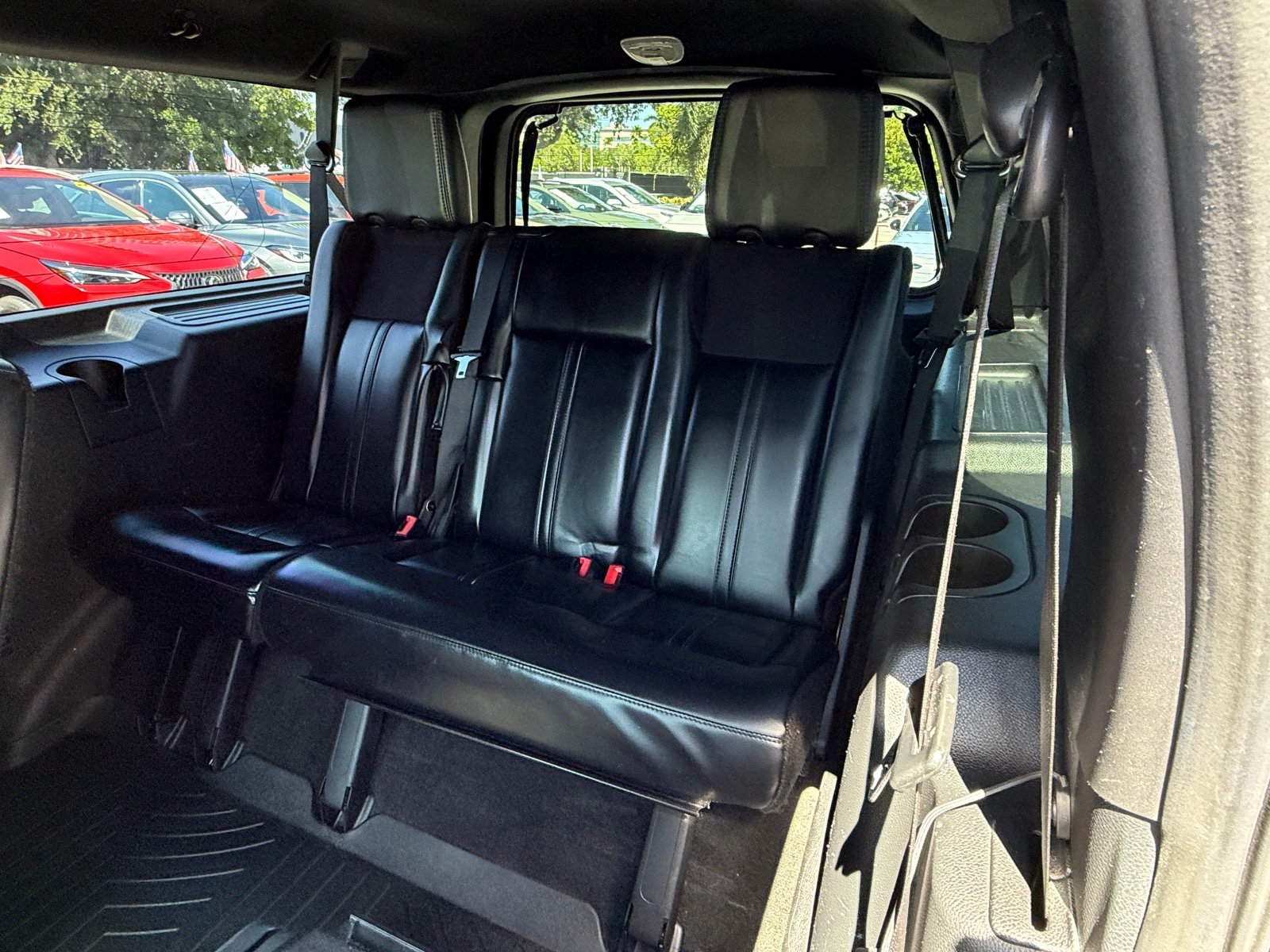 Used 2017 Lincoln Navigator L Select RWD image 11
