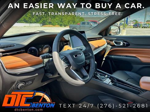 Used 2024 Jeep Compass Limited w/ Elite Group AWD/4WD image 10