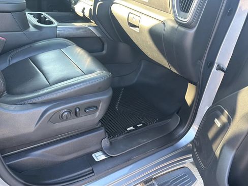Used 2019 Chevrolet Silverado 1500 LTZ w/ LTZ Premium Package AWD/4WD image 82