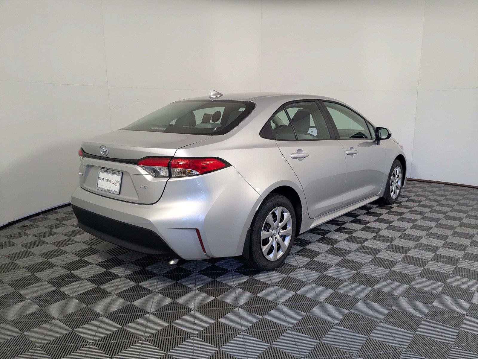 New 2027 Toyota Corolla LE FWD image 5