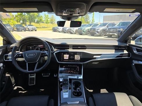 Used 2022 Audi S7 Prestige AWD/4WD image 18
