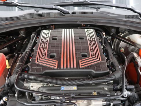 Used 2021 Chevrolet Camaro ZL1 RWD image 19