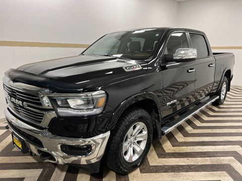 Used 2021 RAM 1500 Laramie AWD/4WD image 1