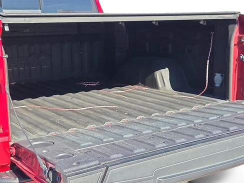 Used 2022 Chevrolet Silverado 1500 High Country w/ High Country Premium Package image 9