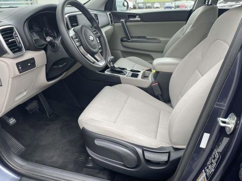 Used 2022 Kia Sportage LX image 18