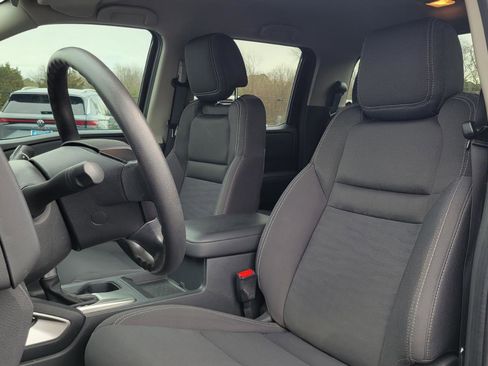 Used 2022 Nissan Frontier SV image 19