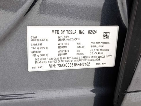 Used 2024 Tesla Model X AWD/4WD image 43