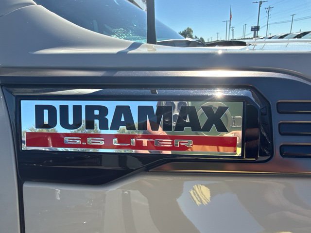 Used 2026 GMC Sierra 2500 AT4X AWD/4WD image 5