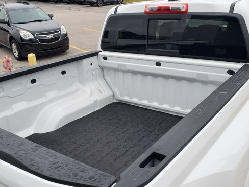 New 2026 Chevrolet Colorado W/T w/ WT Custom Package AWD/4WD image 25