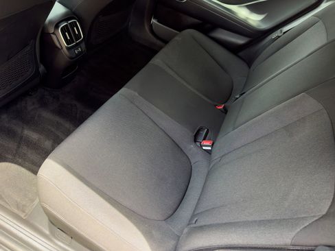 Used 2024 Hyundai Ioniq 6 SE RWD image 34
