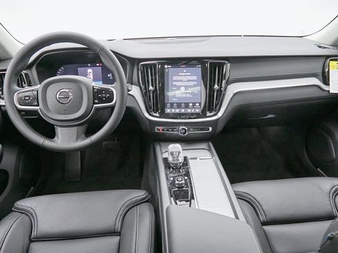 New 2026 Volvo V60 B5 Cross Country Ultra w/ Climate Package image 23