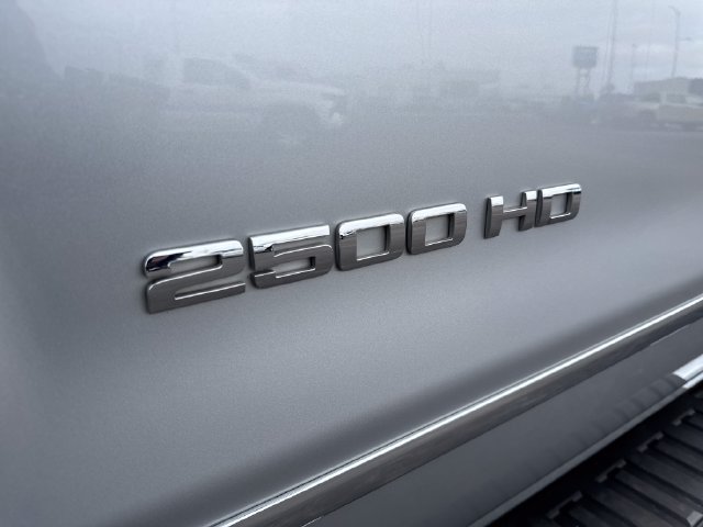 Used 2019 GMC Sierra 2500 SLT w/ Duramax Plus Package AWD/4WD image 33