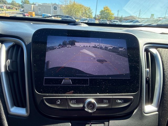 Used 2022 Chevrolet Malibu RS FWD image 26
