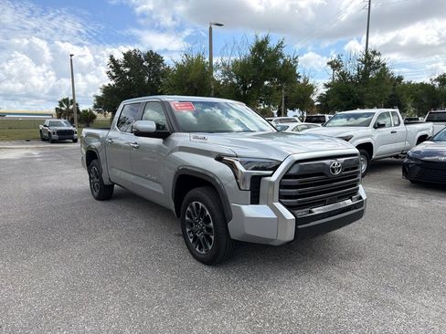 Used 2026 Toyota Tundra Limited AWD/4WD image 7