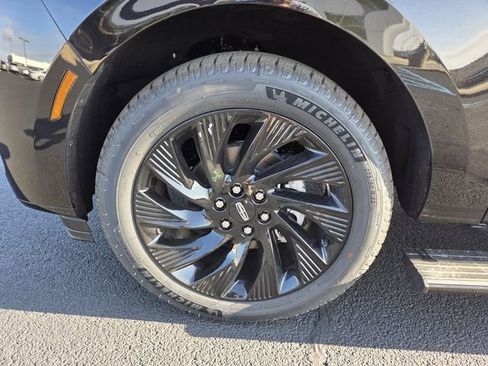 New 2026 Lincoln Navigator Reserve w/ Jet Appearance Package image 23