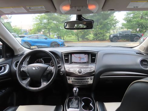 Used 2020 INFINITI QX60 Signature Edition AWD/4WD image 16