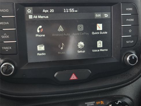 Used 2022 Kia Soul LX image 12