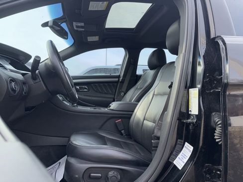 Used 2018 Ford Taurus SEL w/ Equipment Group 201A image 3