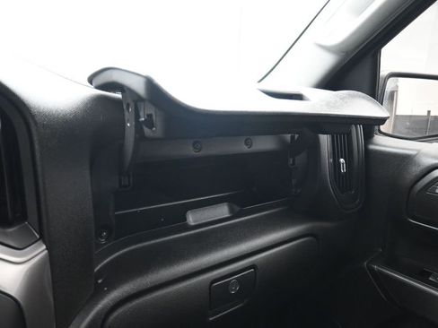 Used 2020 Chevrolet Silverado 1500 Custom Trail Boss w/ Custom Convenience Package AWD/4WD image 22
