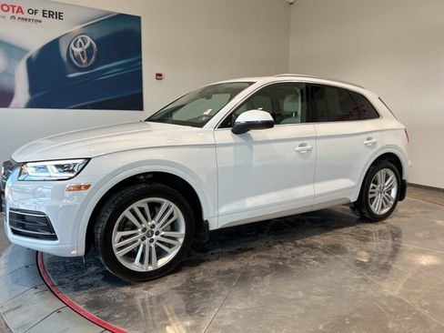 Used 2019 Audi Q5 2.0T Premium Plus w/ Premium Plus Package image 3