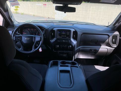 Used 2021 Chevrolet Silverado 1500 Custom image 17