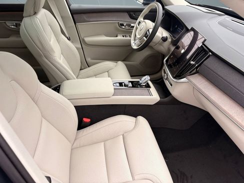 New 2026 Volvo XC90 B6 Ultra w/ Protection Package AWD/4WD image 27