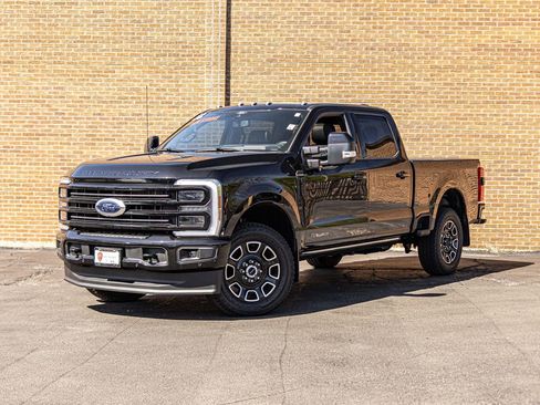 Used 2026 Ford F250 Platinum AWD/4WD image 1