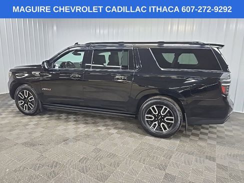 Used 2021 GMC Yukon XL AT4 w/ AT4 Premium Plus Package AWD/4WD image 4