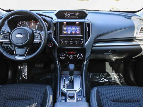 Used 2023 Subaru Forester Premium AWD/4WD image 12