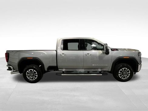 Used 2025 GMC Sierra 2500 SLT w/ SLT Premium Package AWD/4WD image 8