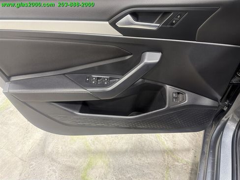 Used 2022 Volkswagen Jetta S FWD image 9